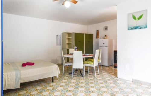 Capaci Apartment | Gorgeous Apartment In Capaci With Wifi