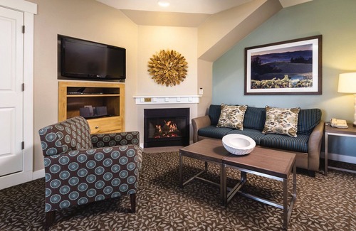 Windsor Resort | Gorgeous country drive to coast!