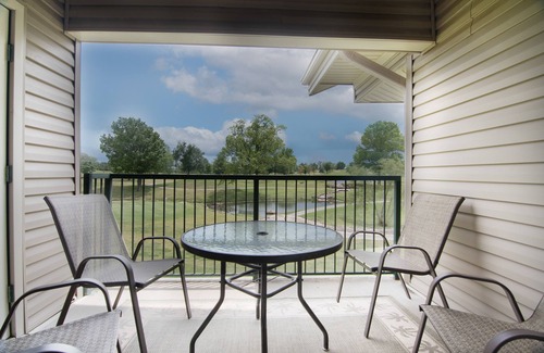 Branson Condo | Gorgeous Greens 2 Bedroom Condo by RedAwning
