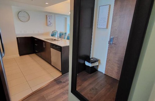 East Village Apartment | Gorgeous High Rise In San Diego