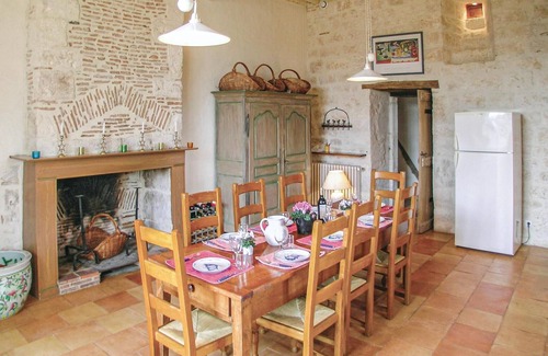 Beauville House | Gorgeous home in Beauville