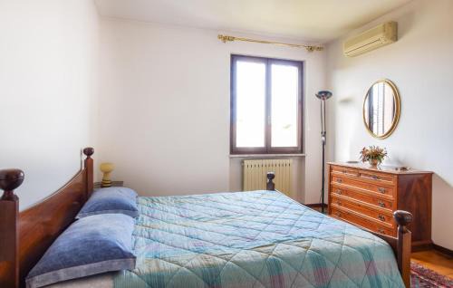 Calmasino House | Gorgeous Home In Cisano Di Bardolino