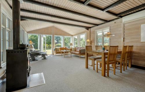 Øksenmølle House | Gorgeous Home In Ebeltoft With Wifi