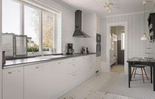 Garsnas House | Gorgeous Home In Gärsnäs With Wifi