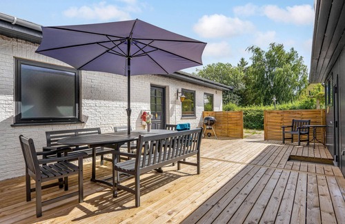 Atterup House | Gorgeous home in Grevinge with kitchen