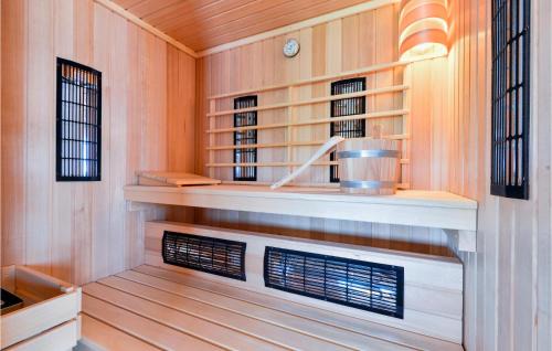 Varazdinske Toplice House | Gorgeous Home In Martinkovec With Sauna