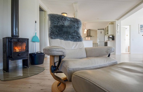 Knebel House | Gorgeous home in Knebel with sauna