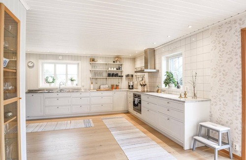 Kopmannebro House | Gorgeous home in Köpmannebro with WiFi