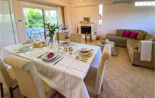 Larissos House | Gorgeous Home In Lakkopetra With Wifi