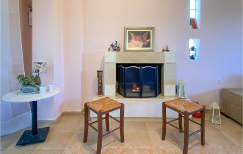 Larissos House | Gorgeous Home In Lakkopetra With Wifi