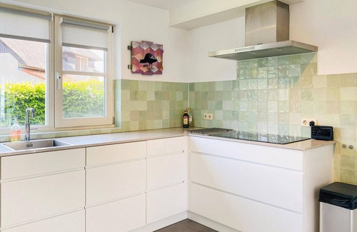 Makkum House | Gorgeous home in Makkum with kitchen