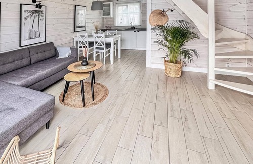 Mielno House | Gorgeous home in Mielno with WiFi