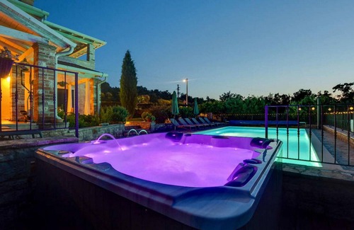 Montizana House | Gorgeous home in Porec