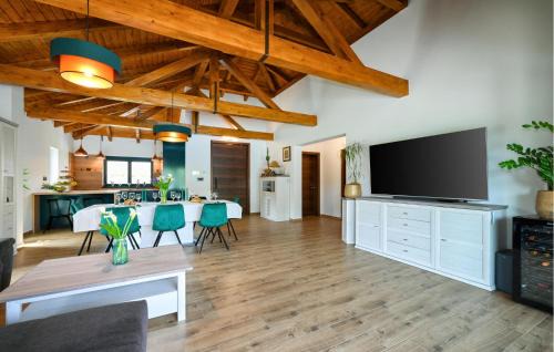 Puscine House | Gorgeous Home In Puscine With Sauna