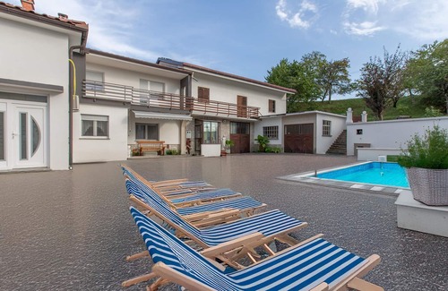 Prem House | Gorgeous home in Pregarje-Obrov