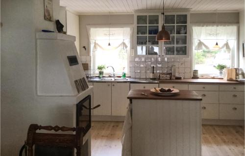 Troxhammar House | Gorgeous Home In Skå With Kitchen