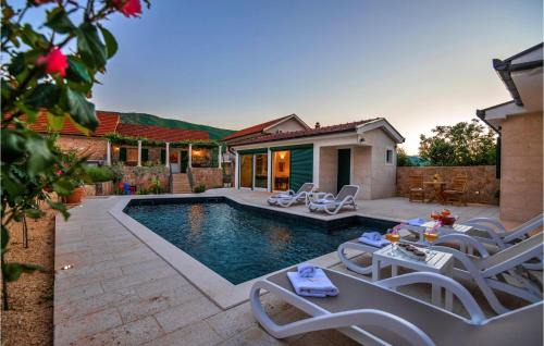 Slivno House | Gorgeous Home In Slivno With Sauna