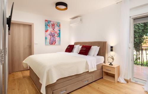 Mastrinka House | Gorgeous Home In Trogir