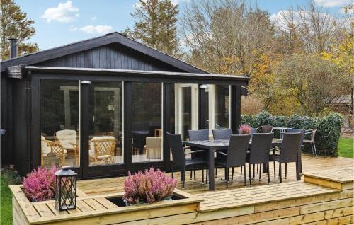 Sønder Nissum House | Gorgeous Home In Ulfborg With Kitchen