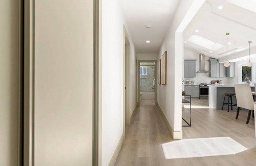 Walnut Creek House | Gorgeous house located in Walnut Creek: 3BD & 2BA, fully stocked kitchen, & more