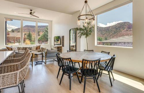 Kanab House | Gorgeous Kanab Home Canyon Views and Pool Access!