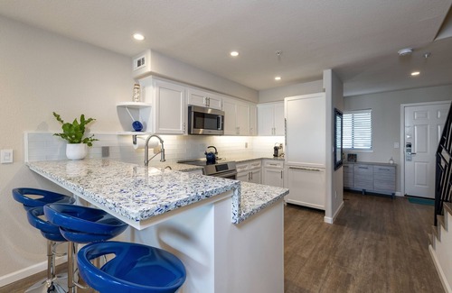 Rio del Mar Condo | Gorgeous ocean front condo, with beer & wine included