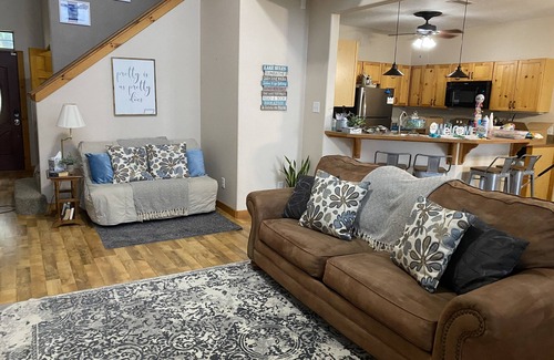 Gun Barrel City House | Gorgeous OPEN WATER views for a Summertime getaway. Great fishing! Sleeps 20