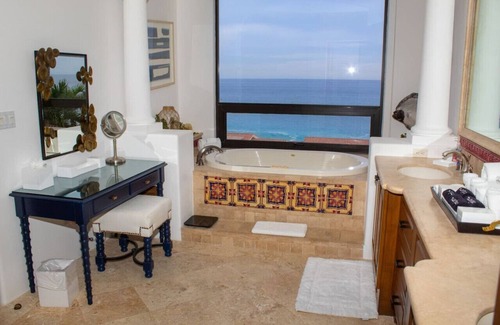 Palmilla Villa | Gorgeous Palmilla Villa 5 BR Golf Cart