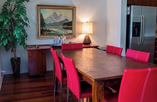 Little Italy House | Gorgeous, Quiet, Clean 3BR Downtown Home Near Old Market, Durham, Zoo, Ballpark