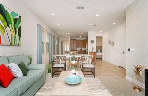 West Kissimmee House | Gorgeous Remo 8 BR at Encore Resort next to Disney