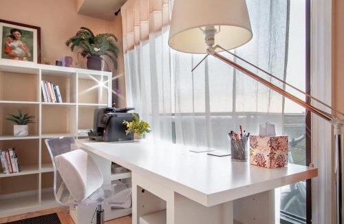 Rosslyn House | Gorgeous Rosslyn Penthouse w Views FREE Parking Metro Subway