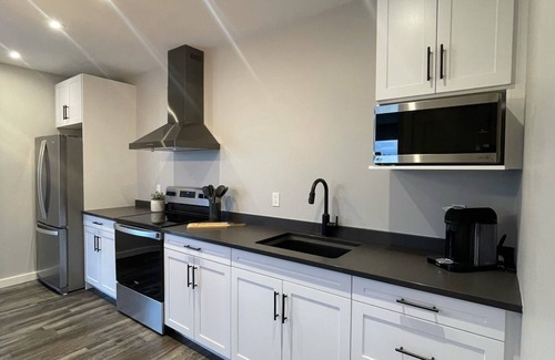 Otonabee-South Monaghan Apartment | Gorgeous suite overlooking Rice Lake. Breathtaking sunrise, peaceful relaxation.