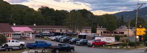 Upper Village Hotel | Gorham Motor Inn