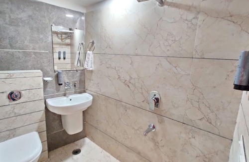 Konark Hotel | Goroomgo Surya Inn Konark
