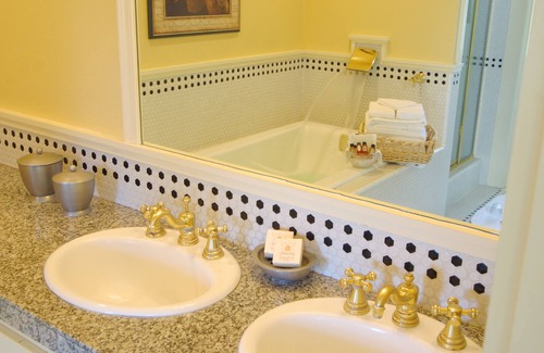 Pacific Grove Bed & Breakfast | Gosby House Inn, A Four Sisters Inn