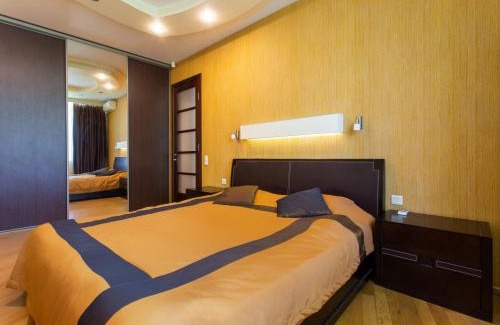 Petrovskoye Apartment | Gosprom district