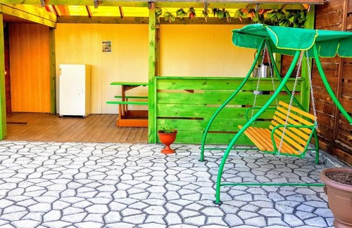 Bol'shoye Goloustnoye House | Gostevoi Dvor Anna