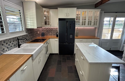 Mount Barker House | "GraciaDeDios" Beautifully renovated 1910 Cottage