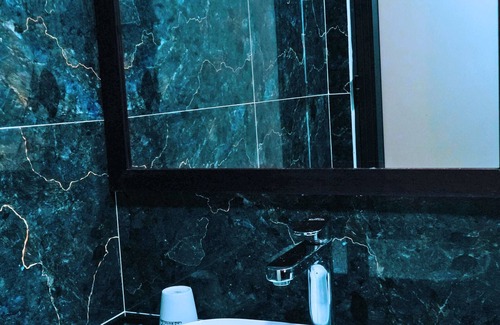Ha Dong Hotel | GRAD Queen Hotel 2 - Ha Dong