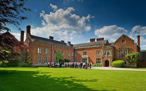 Whitney-on-Wye Hotel | Grafton Manor Hotel