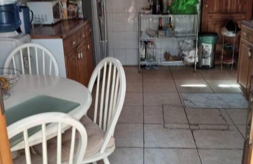 La Florida House | Gran Casa Familiar en La Florida a pasos del metro