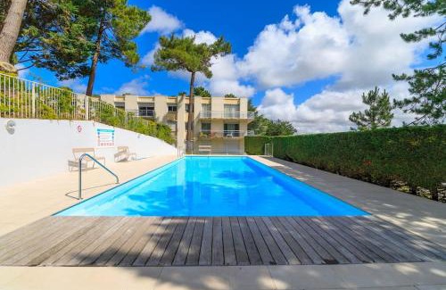 Cucq Apartment | Grand écran, piscine, beach-volley, pétanque inclus