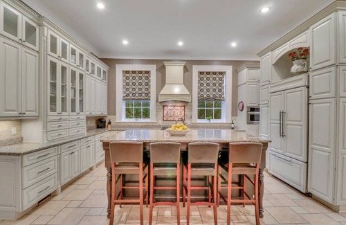 Historic Downtown Savannah House | Grand 3-Story c.1871 Home with Chef's Kitchen & Parking by Lucky Savannah