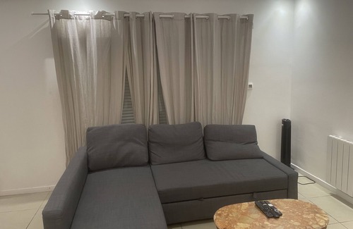 Goussainville Apartment | Grand Appart F3 Près de Roissy CD, Parc Astérix, Paris, Stade de France