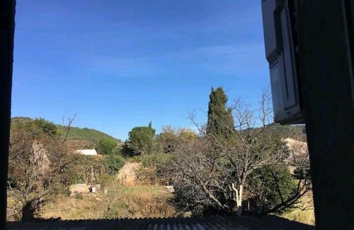 Tuchan Apartment | Grand Appartement 6 pers,lumineux,avec terrasse Sud de France