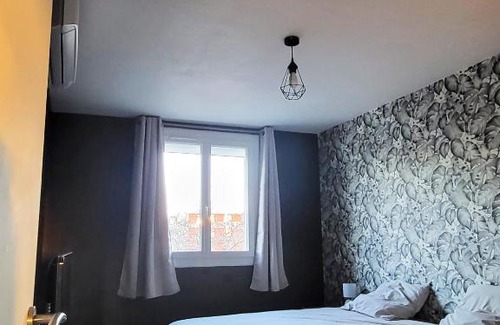 Vauvert Apartment | Grand appartement moderne et calme