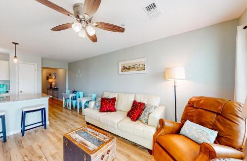 Gulf Shores Apartment | Grand Beach Resort #318