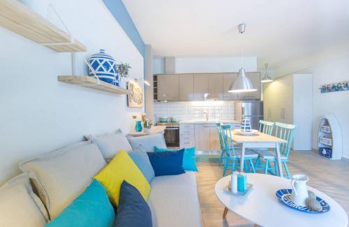 Chrisi Akti Apartment | Grand Blue Apartment
