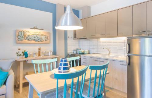 Chrisi Akti Apartment | Grand Blue Apartment