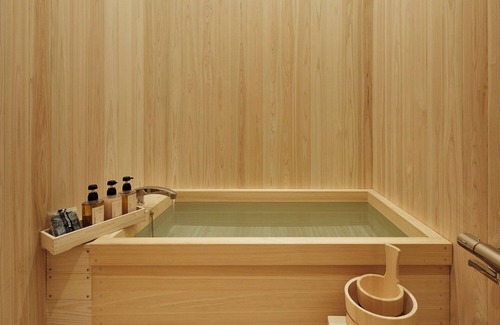 Awaji Hotel | Grand Chariot Hokutoshichisei 135°